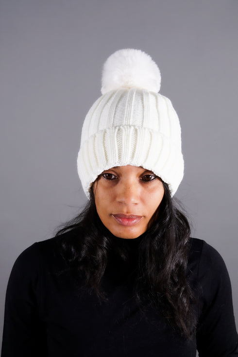 WINTER BABY (pom-pom)